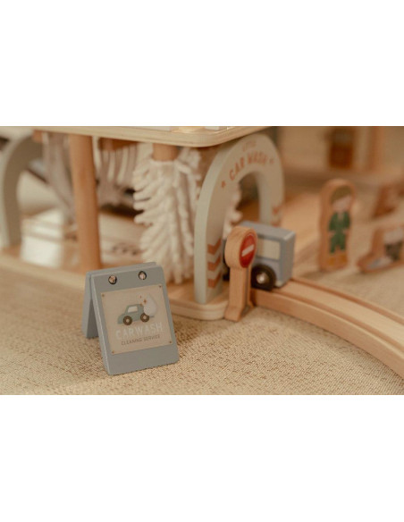 PARKING GARAJE LITTLE DUTCH